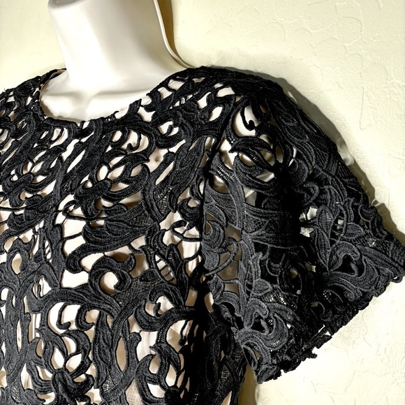 Forever 21 Black Crochet Lace Top Size Small S - Picture 3 of 11